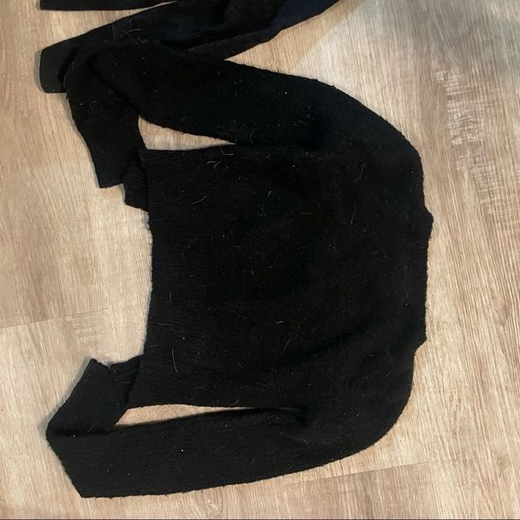 Bundle of two women's black sweater cardigan tops, outer later sizes XS/S EUC - Picture 12 of 12